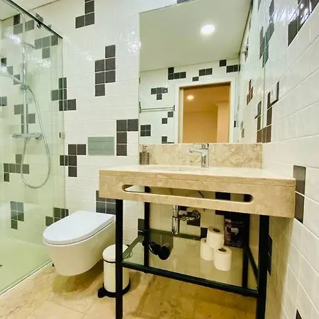 Apartamento Amazing Flat In The Center Lisboa